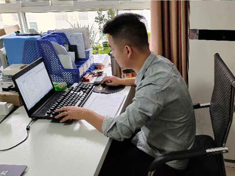 【雙節奮戰進行時（二）】齊心協力挑重擔  施工一線加速干！(圖2)